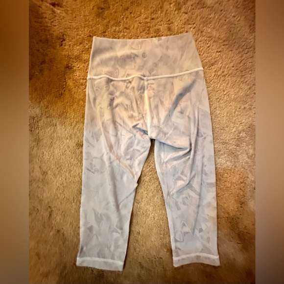 Lululemon Wunder Under Hi-Rise 1/2
Tight *Full-On Luxtreme 17" - Picture 5 of 6